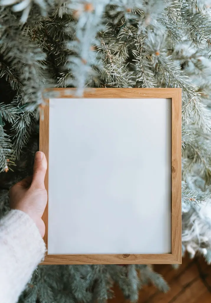 unsplash_pBYgLDVGmkM_Photo Frame.webp