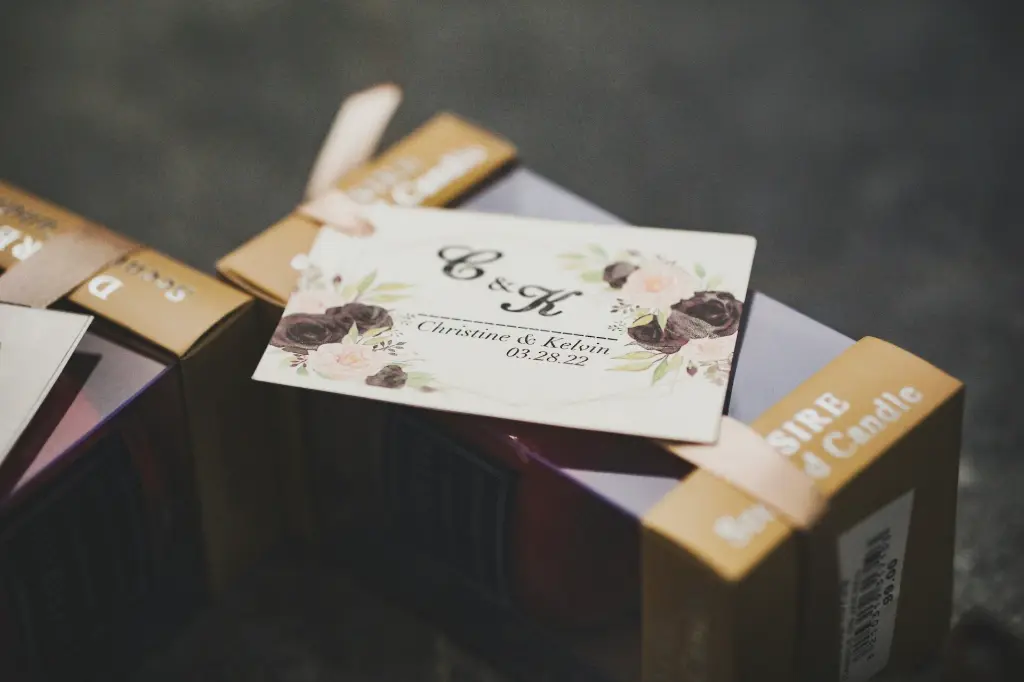 unsplash_BvnpwYPHliY_Wedding cards.webp